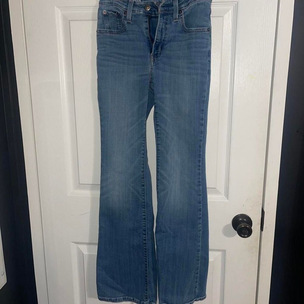 Levi's Women's Flare Blue Jeans Size 26